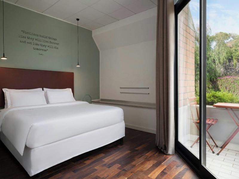 Four Points by Sheraton Catania Hotel & Conference image