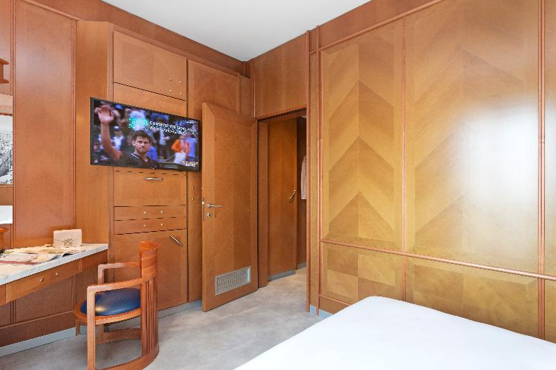Real Fini Via Emilia Hotel