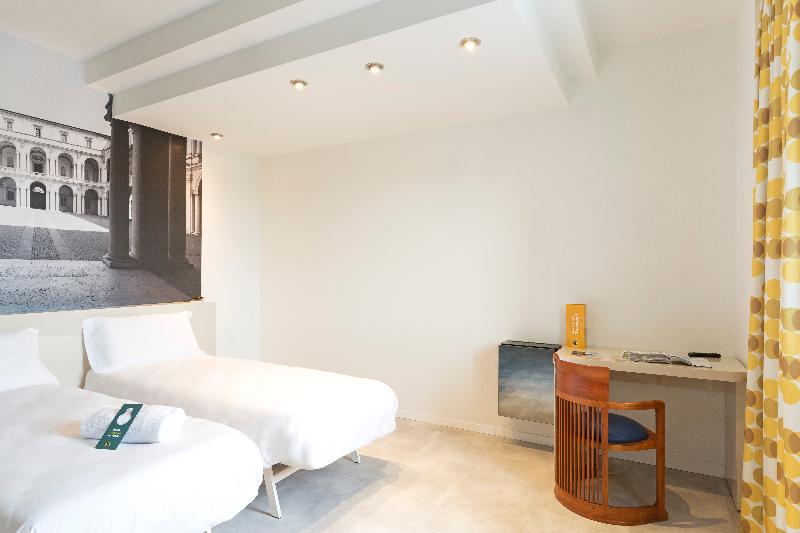 Real Fini Via Emilia Hotel