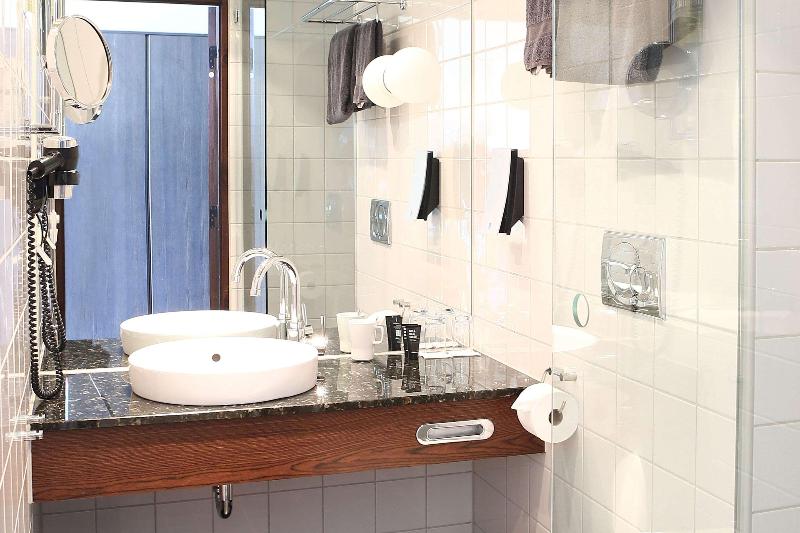 Clarion Hotel Post image