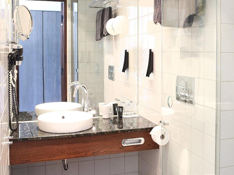Clarion Hotel Post image