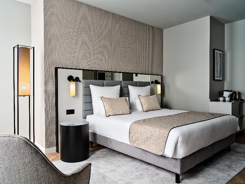 Leonardo Royal Hotel Warsaw image