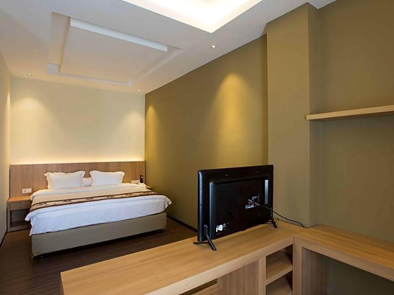Batam Centre image