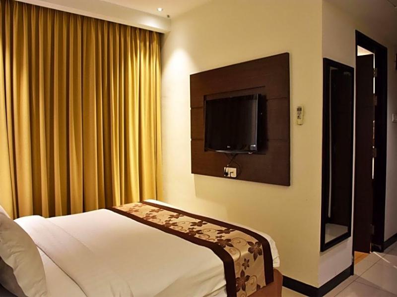 Batam Centre image