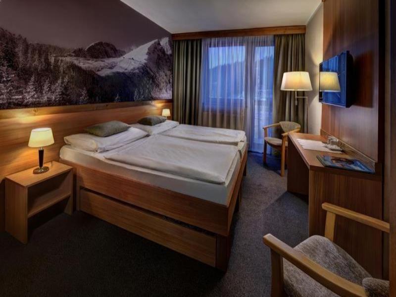 Hotel Fis image
