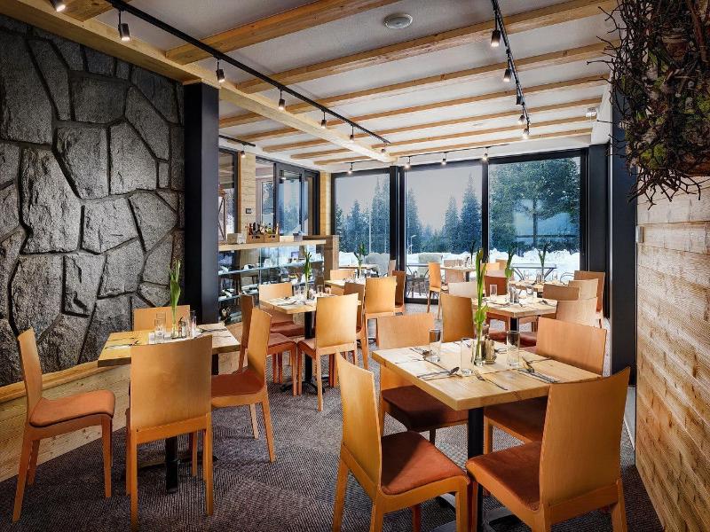 Hotel Fis image