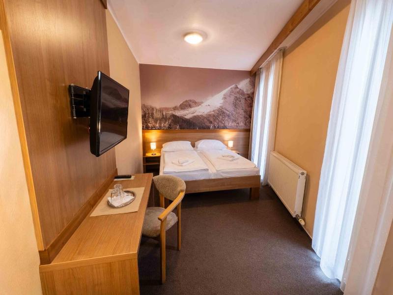 Hotel Fis image