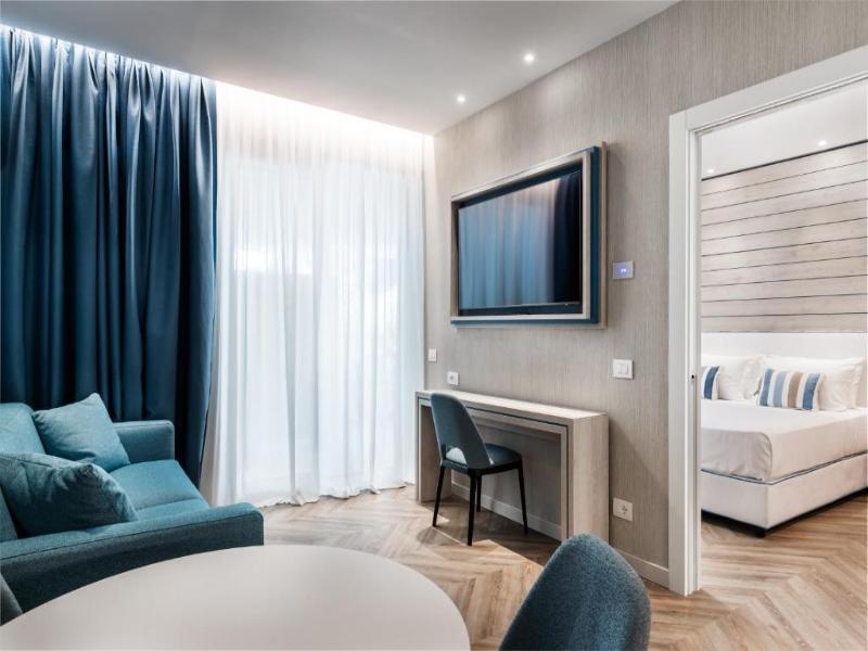 Tirrenia Hotel image