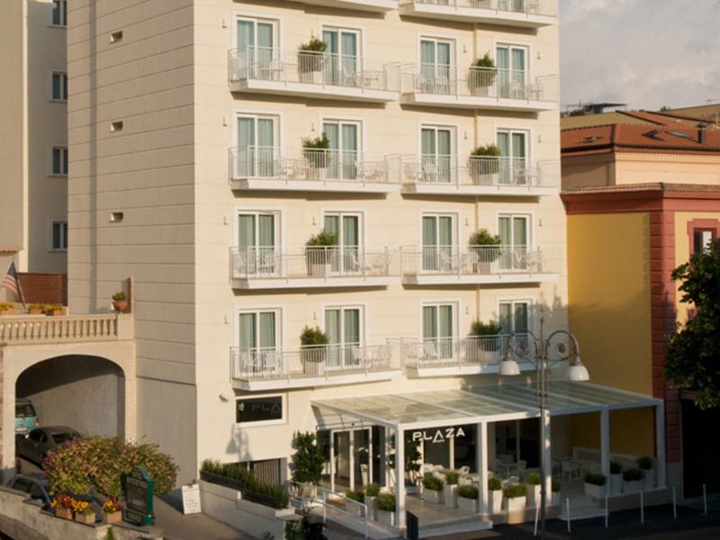 Hotel Plaza image