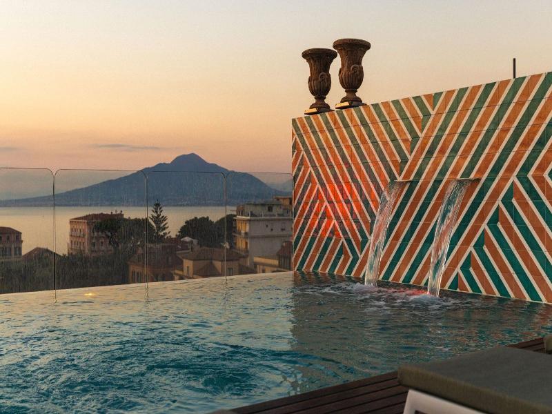 Hotel Plaza image