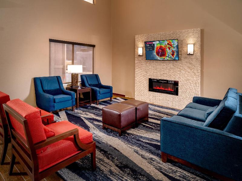 Comfort Suites Prestonsburg West image