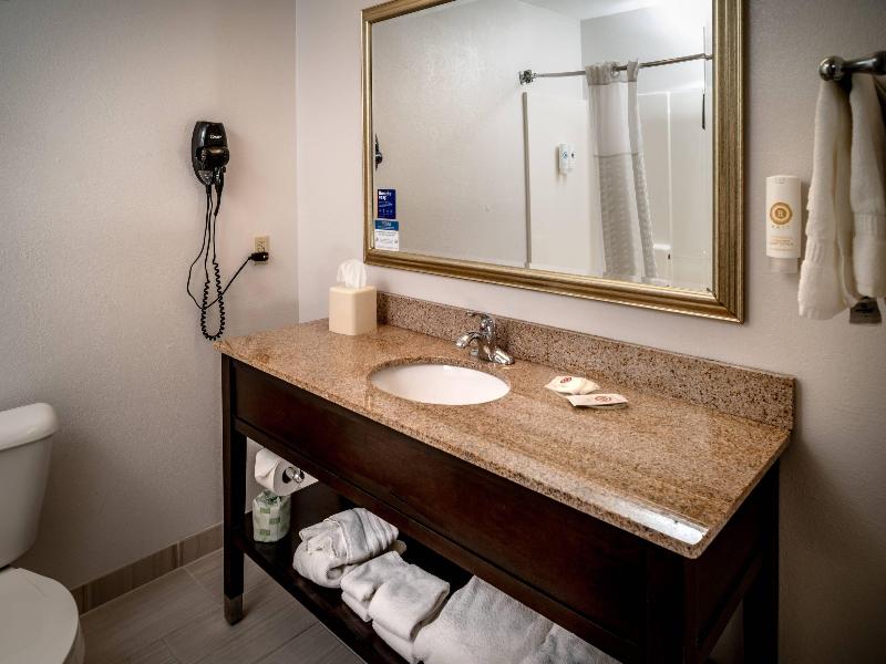 Comfort Suites Prestonsburg West image