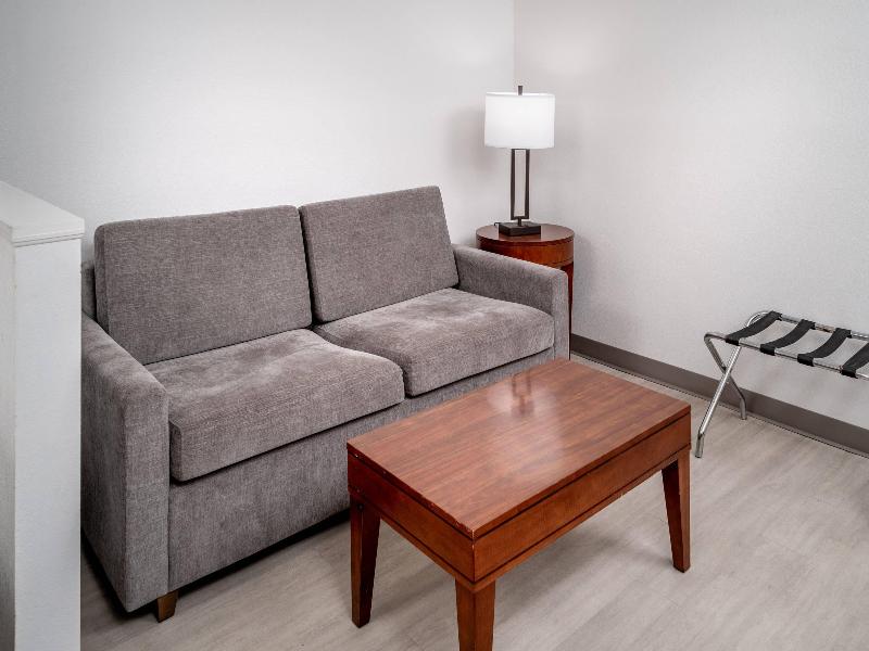 Comfort Suites Prestonsburg West image