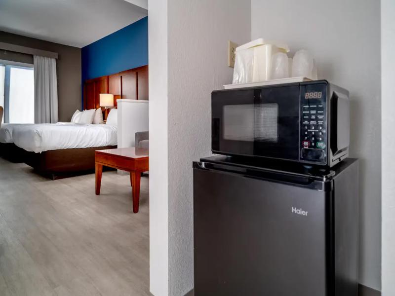 Comfort Suites Prestonsburg West image
