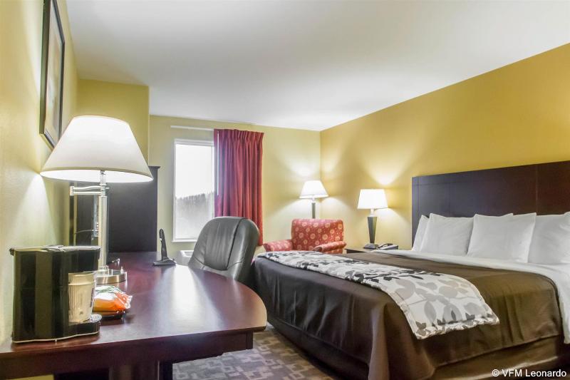 Suburban Studios Berwick - Morgan City image