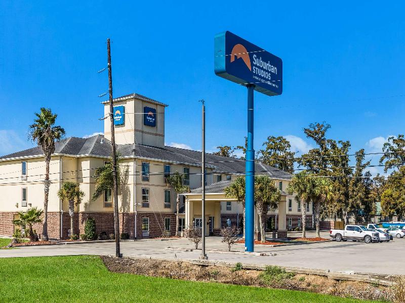 Suburban Studios Berwick - Morgan City image