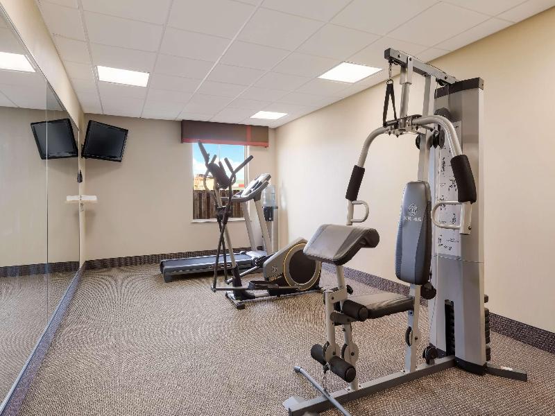 Suburban Studios Berwick - Morgan City image