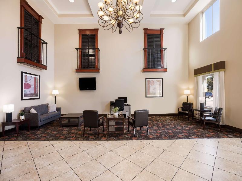 Suburban Studios Berwick - Morgan City image