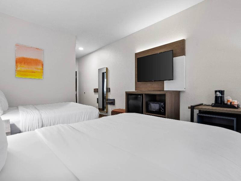 Comfort Inn & Suites Scott-West Lafayette image