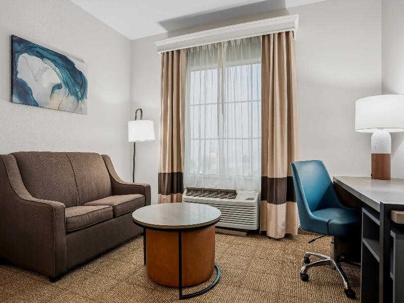 Comfort Inn & Suites Scott-West Lafayette image