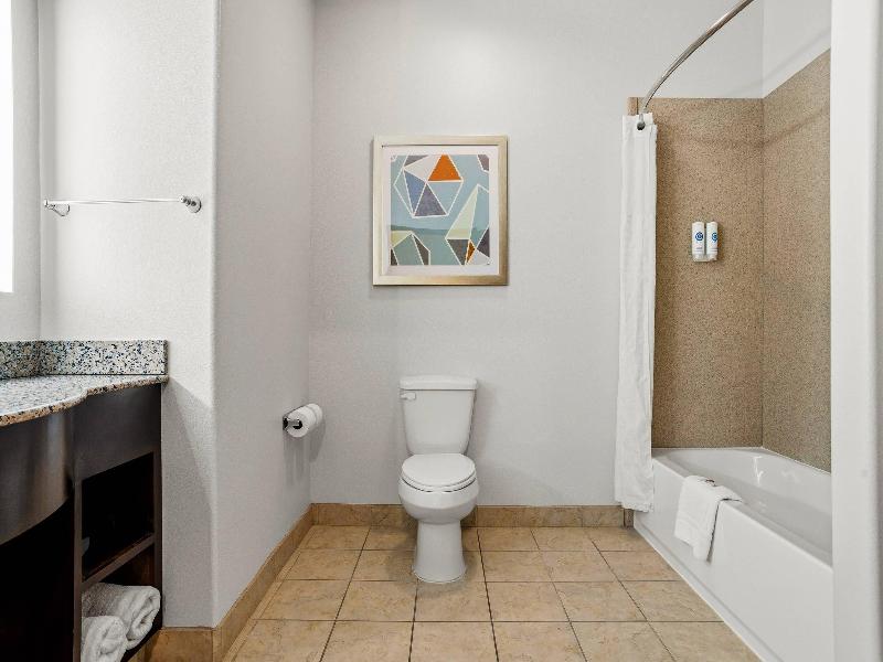Comfort Inn & Suites Scott-West Lafayette image
