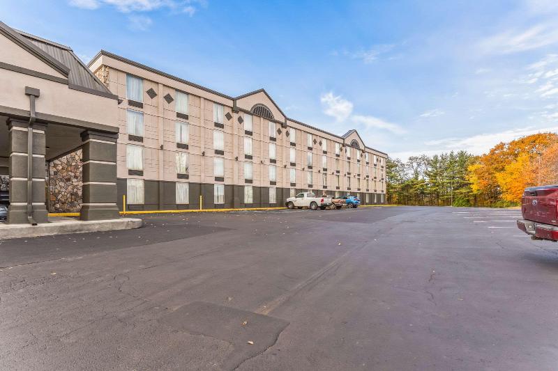 Comfort Inn Grantsville-Deep Creek Lake image