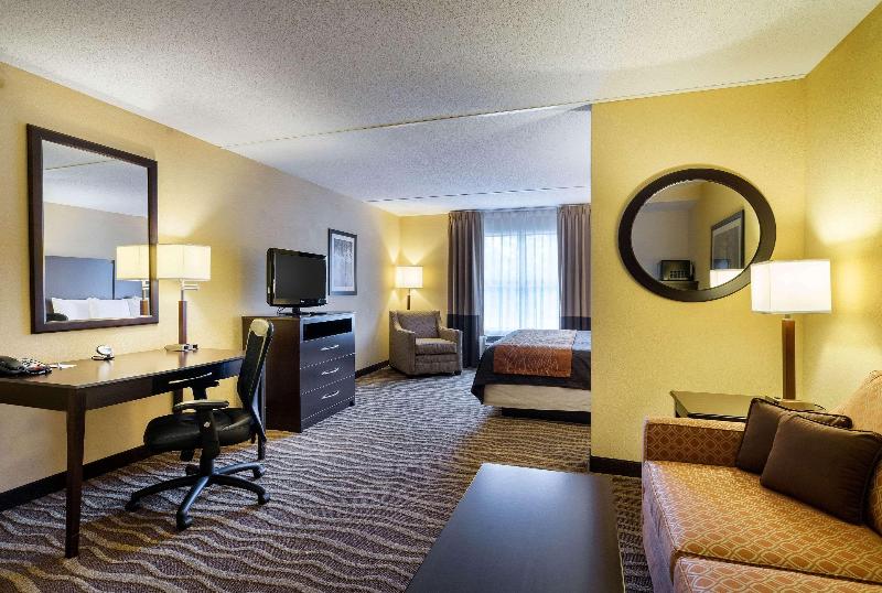 Comfort Inn & Suites Lexington Park image