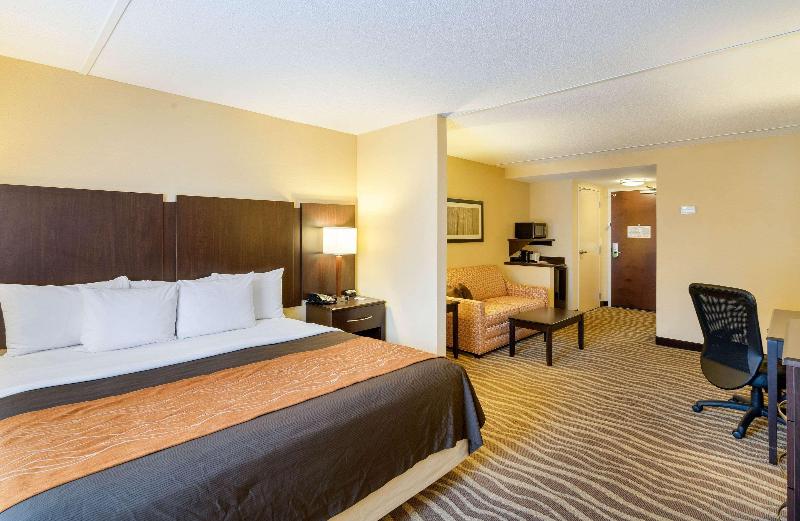 Comfort Inn & Suites Lexington Park image