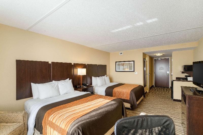 Comfort Inn & Suites Lexington Park image