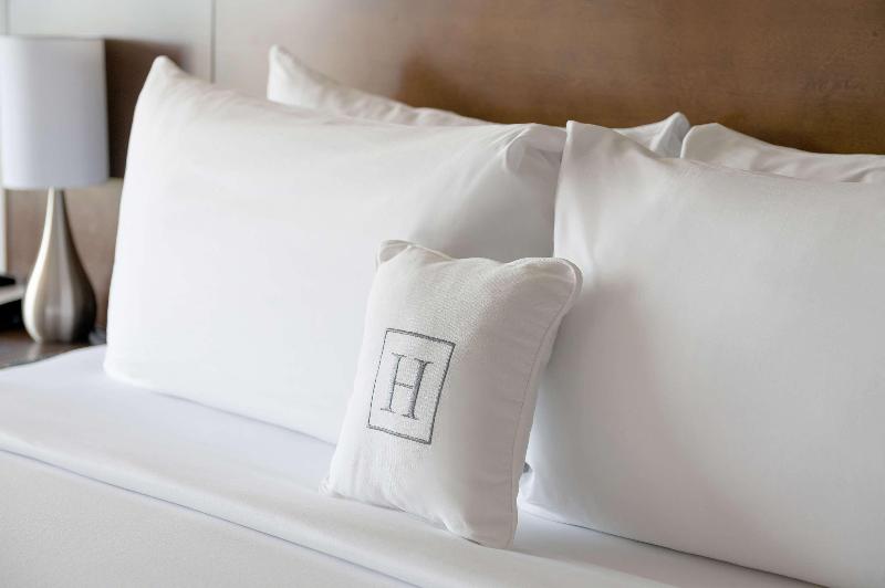 Harborside Hotel image