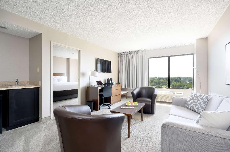 Harborside Hotel image