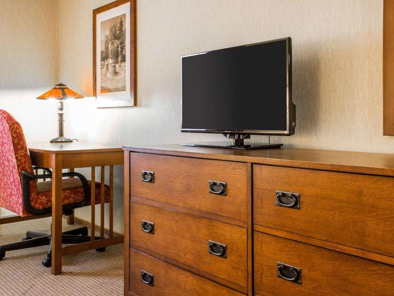 Comfort Inn Ironwood image