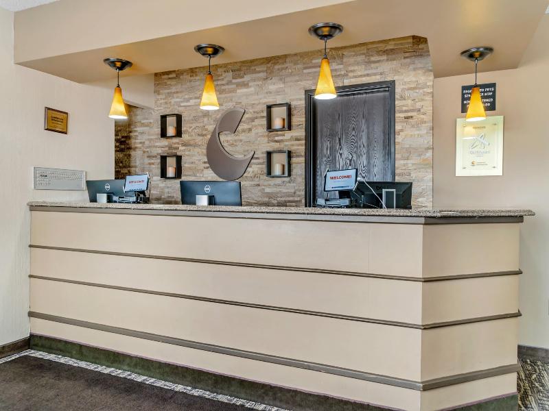 Comfort Inn Manistique image