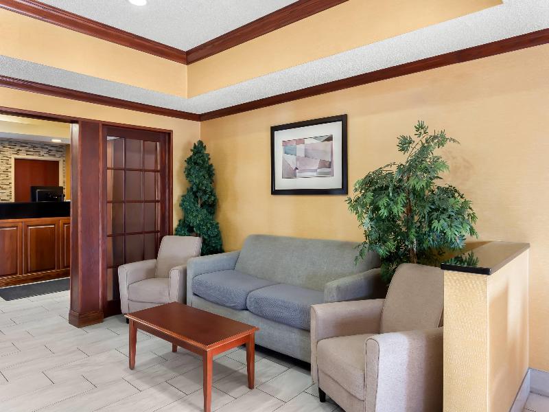 Quality Inn & Suites Niles image
