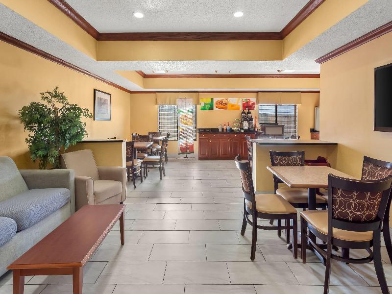 Quality Inn & Suites Niles image