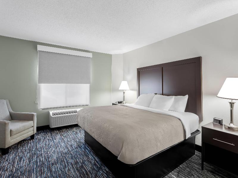 Quality Inn & Suites Niles image