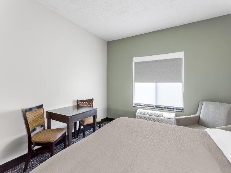Quality Inn & Suites Niles image
