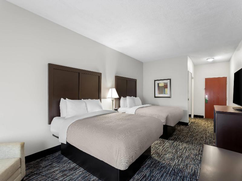 Quality Inn & Suites Niles image