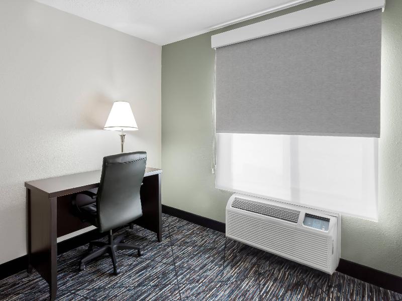 Quality Inn & Suites Niles image