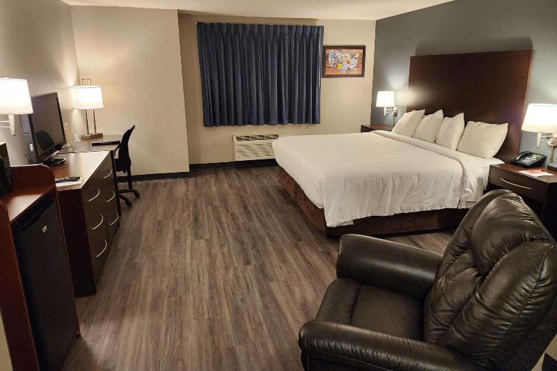 Econo Lodge Ortonville image