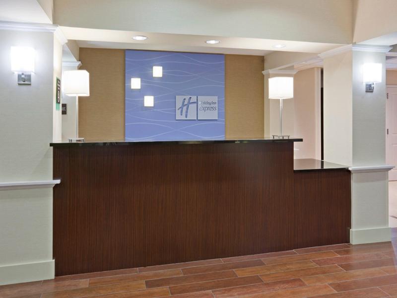 Holiday Inn Express & Suites Rogers — view