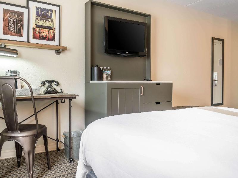 Envision Hotel St. Paul South — photo 2