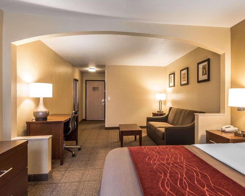 Quality Inn Hotels in Bethany, MO image