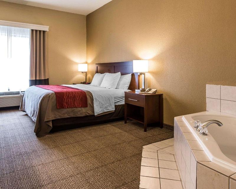 Quality Inn Hotels in Bethany, MO image
