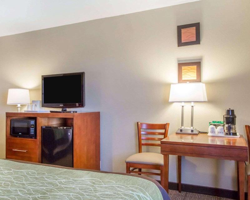 Comfort Inn Bolivar image