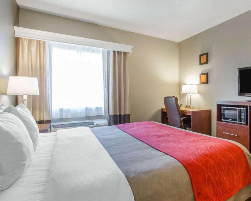 Comfort Inn Bolivar image