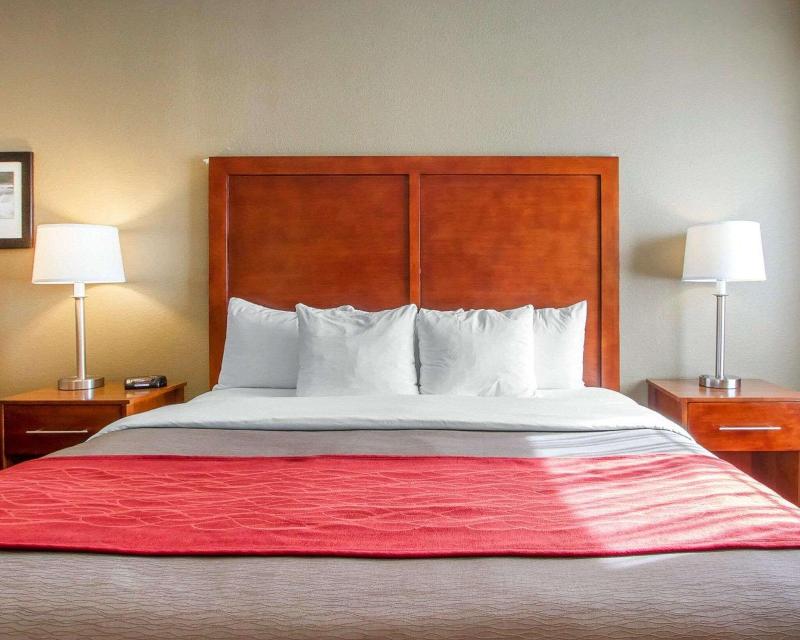 Comfort Inn Bolivar image