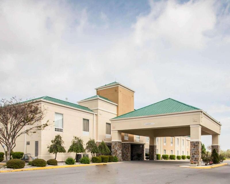 Quality Inn Hayti North image