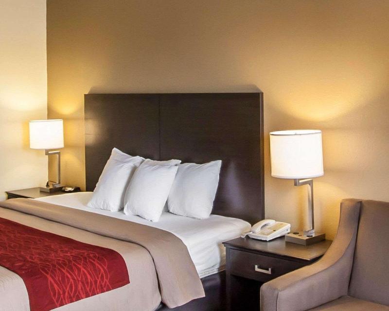 Quality Inn Hayti North image