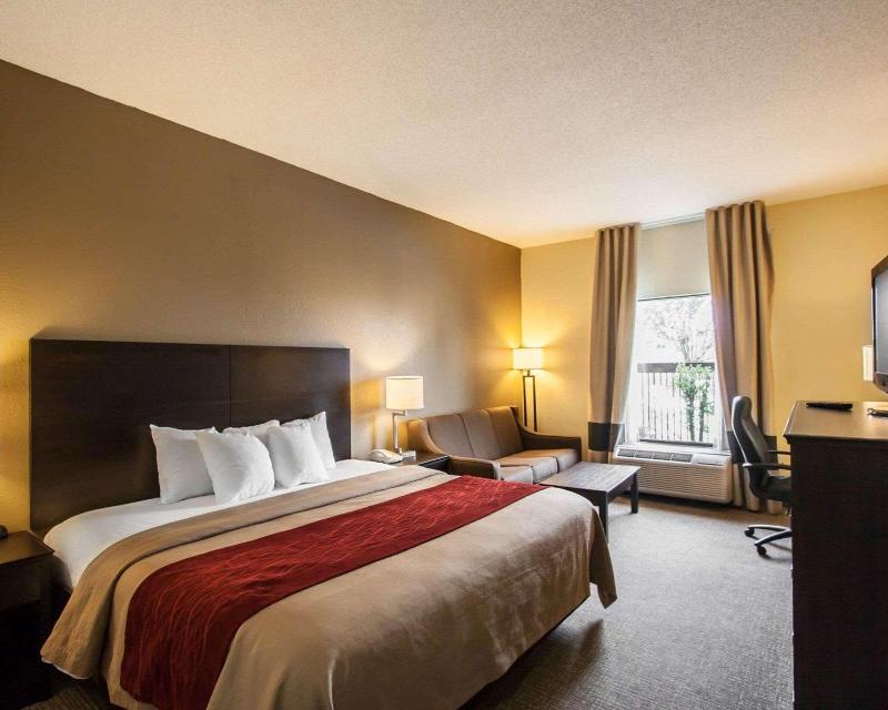 Quality Inn Hayti North image